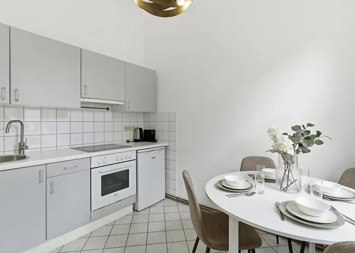 Apartamento Next To Schoenbrunn I 10 Min To U4 I Free Wifi *