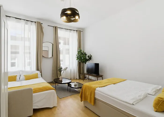 Next To Schoenbrunn I 10 Min To U4 I Free Wifi Апартаменти