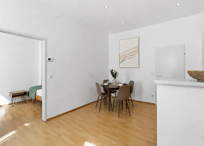 Apartamento Next To Schoenbrunn I 10 Min To U4 I Free Wifi *