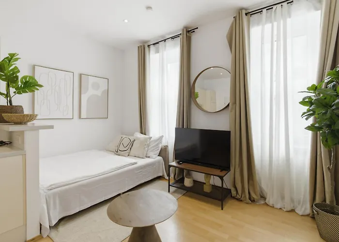 Next To Schoenbrunn I 10 Min To U4 I Free Wifi Apartamento *